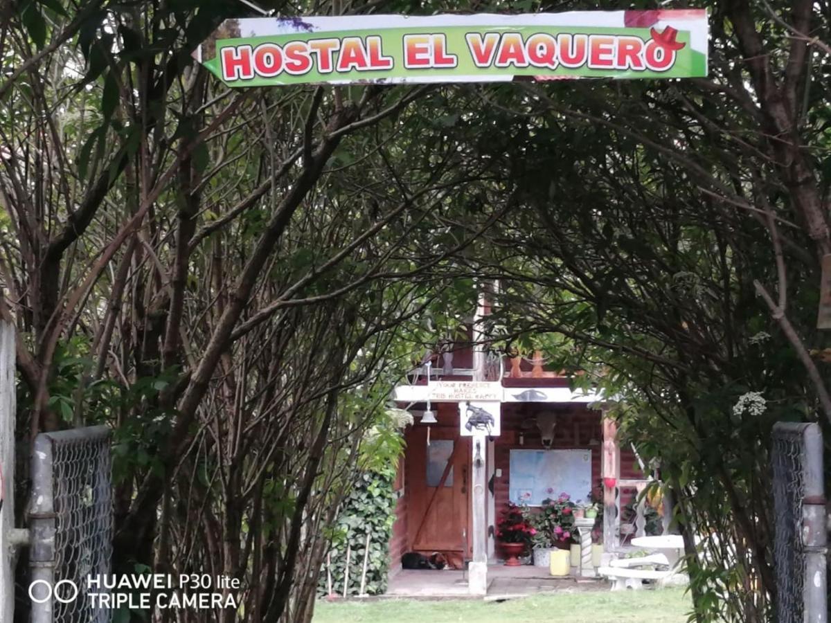 Hostal El Vaquero Chugchilan Exterior photo